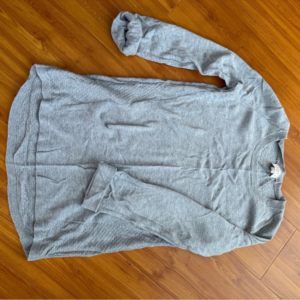 Women's Gray Sweater